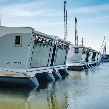 Botel Hausboot Relax Sagard