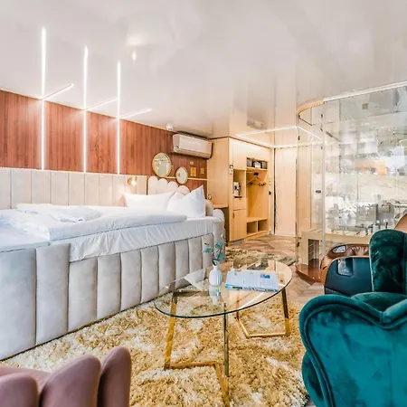 Botel Hausboot Relax