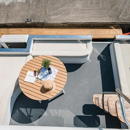 Hausboot Relax Sagard